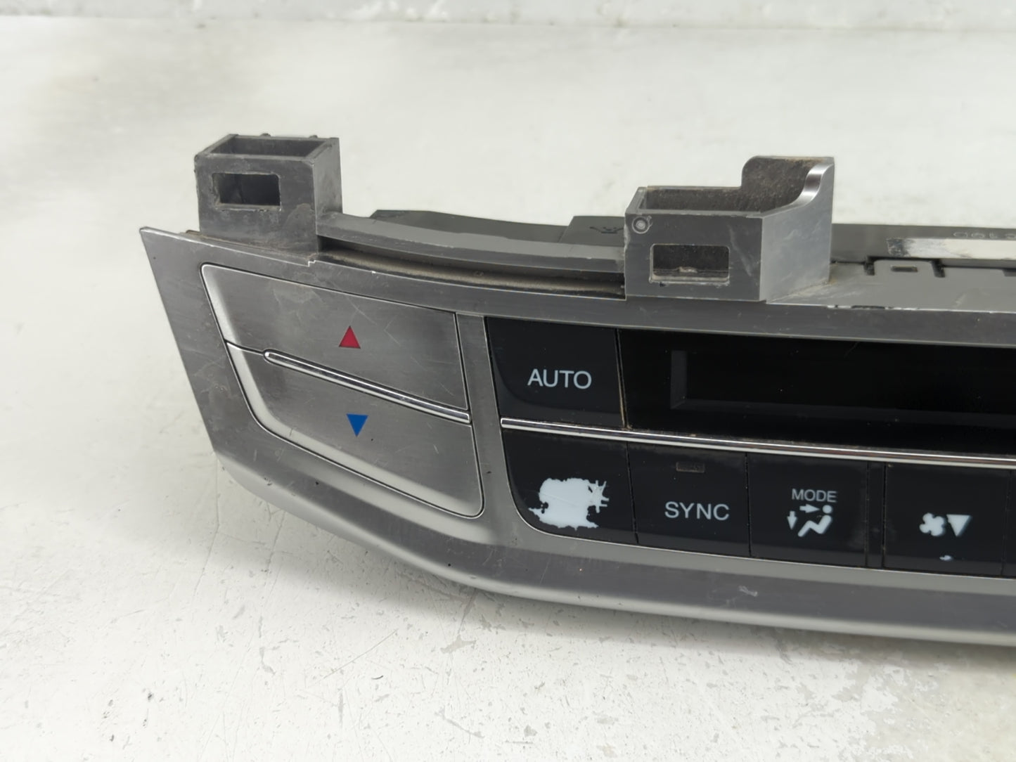 2013-2015 Honda Accord Climate Control Module Temperature AC/Heater Replacement Fits Fits 2013 2014 2015 OEM Used Auto Parts