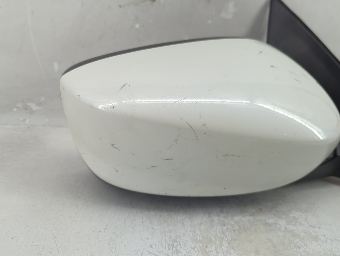 2013-2017 Honda Accord Passenger Side View Mirror - Right Door Mirror OEM Used - Oemusedautoparts1.com