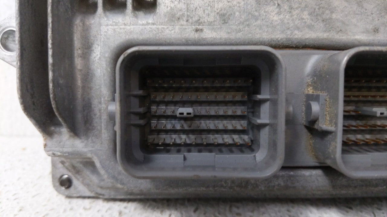 2013 Honda Accord PCM Engine Control Computer ECU ECM PCU OEM P/N:37820-5G1-L55 37820-5A3-L67 Fits OEM Used Auto Parts - Oem