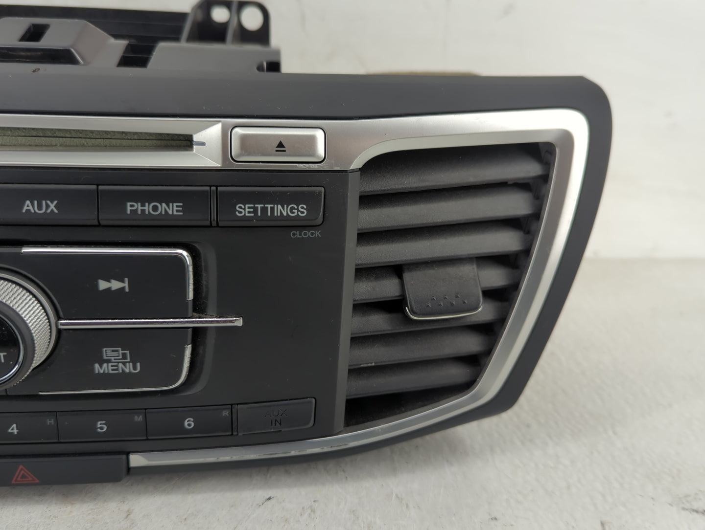 2013-2015 Honda Accord Radio AM FM Cd Player Receiver Replacement P/N:39100-T2A-A301 Fits Fits 2013 2014 2015 OEM Used Auto 