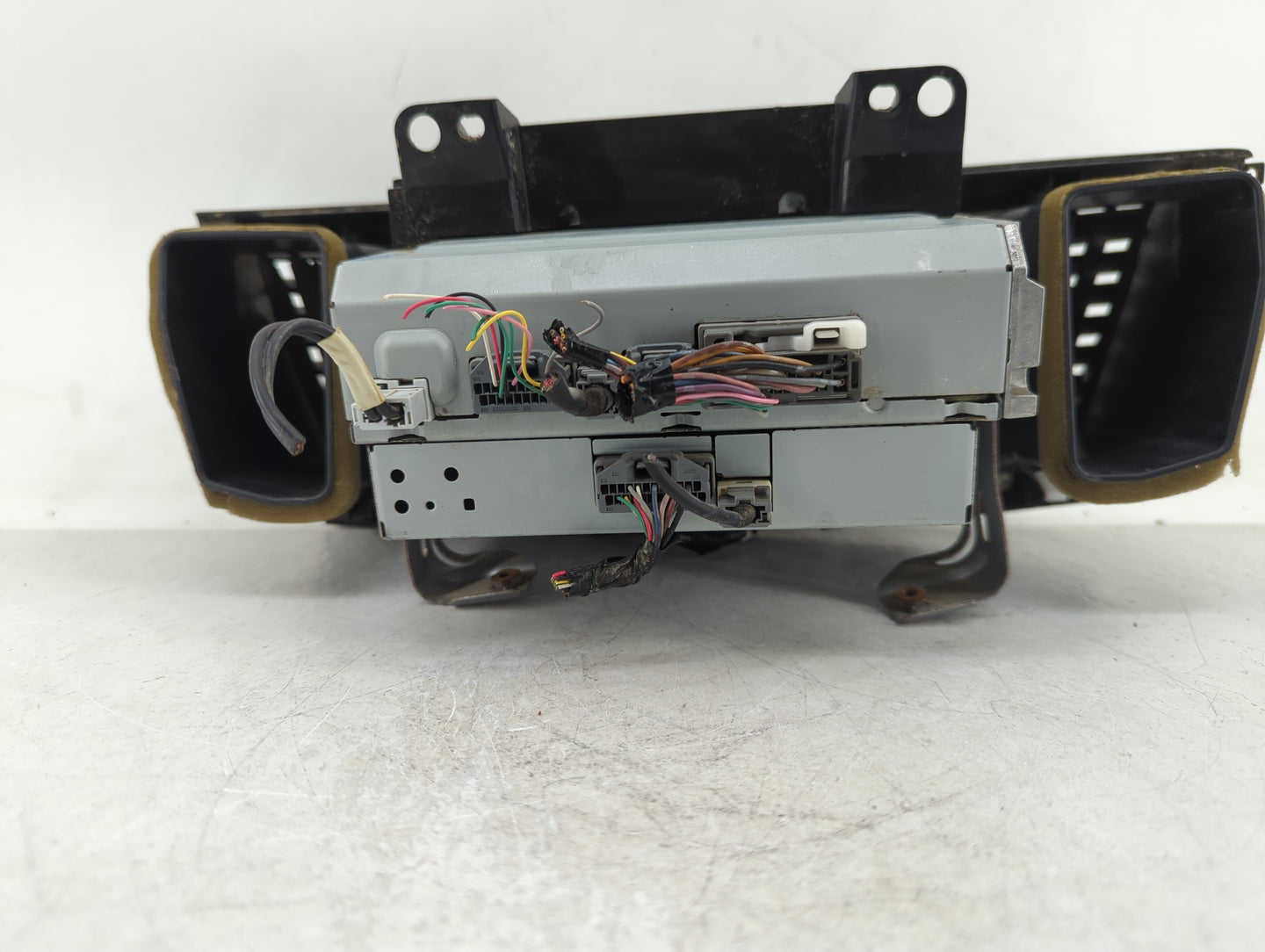 2013-2015 Honda Accord Radio AM FM Cd Player Receiver Replacement Fits Fits 2013 2014 2015 OEM Used Auto Parts - Oemusedauto