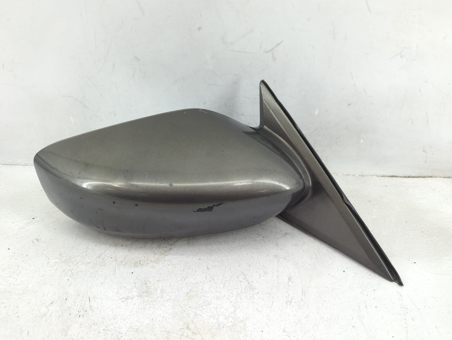 2013-2017 Honda Accord Passenger Side View Mirror - Right Door Mirror OEM Used - Oemusedautoparts1.com