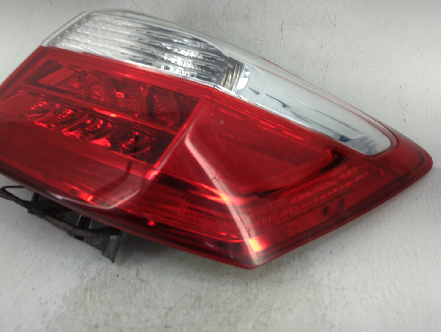 2013-2015 Honda Accord Tail Light Assembly Passenger Right OEM Fits Fits 2013 2014 2015 OEM Used Auto Parts - Oemusedautopar