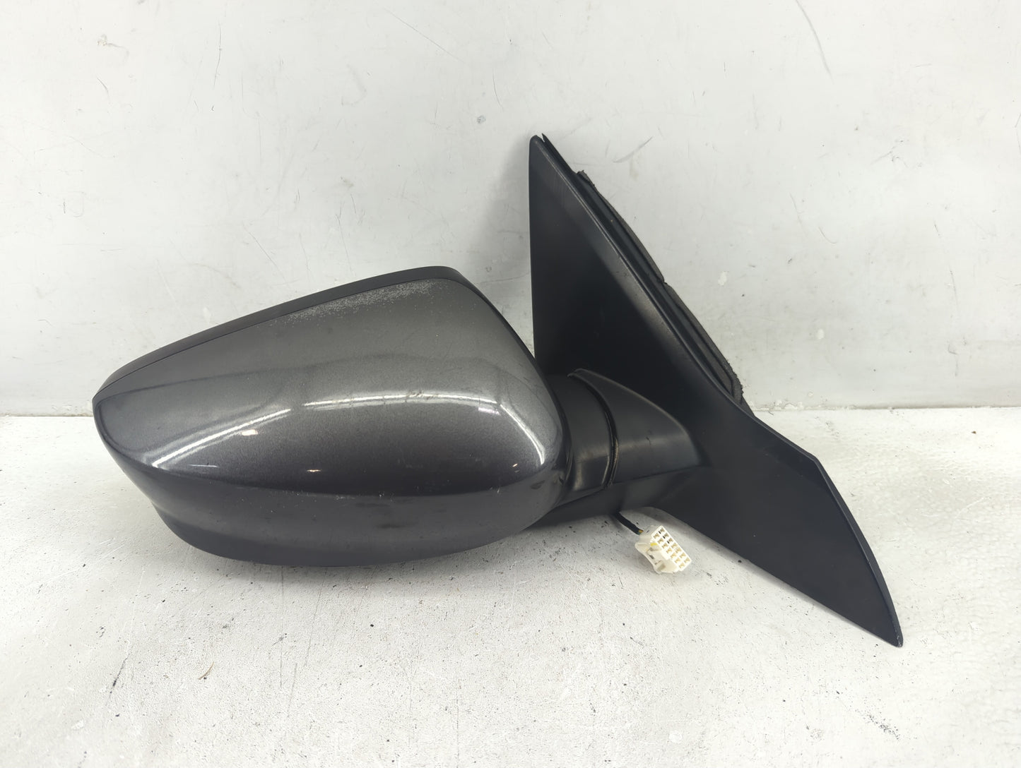 2013-2017 Honda Accord Passenger Side View Mirror - Right Door Mirror OEM Used - Oemusedautoparts1.com