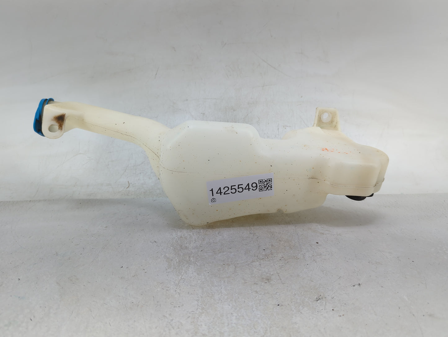 2013-2017 Honda Accord Windshield Washer Fluid Reservoir Bottle Oem - Oemusedautoparts1.com