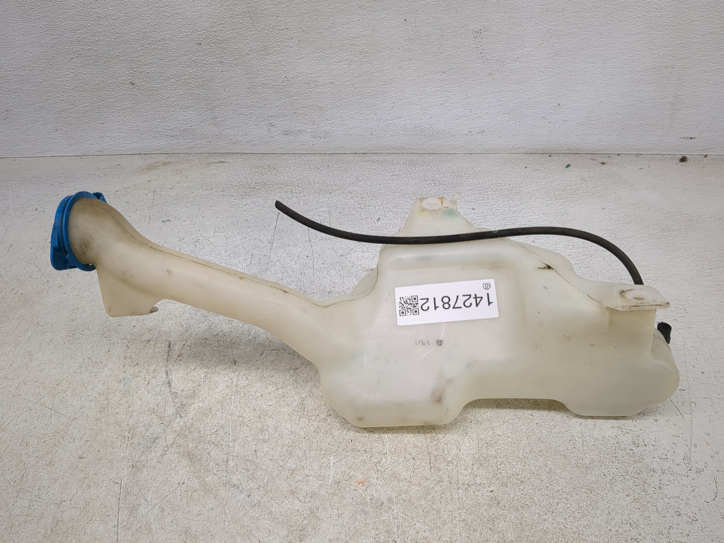 2013-2017 Honda Accord Windshield Washer Fluid Reservoir Bottle Oem - Oemusedautoparts1.com