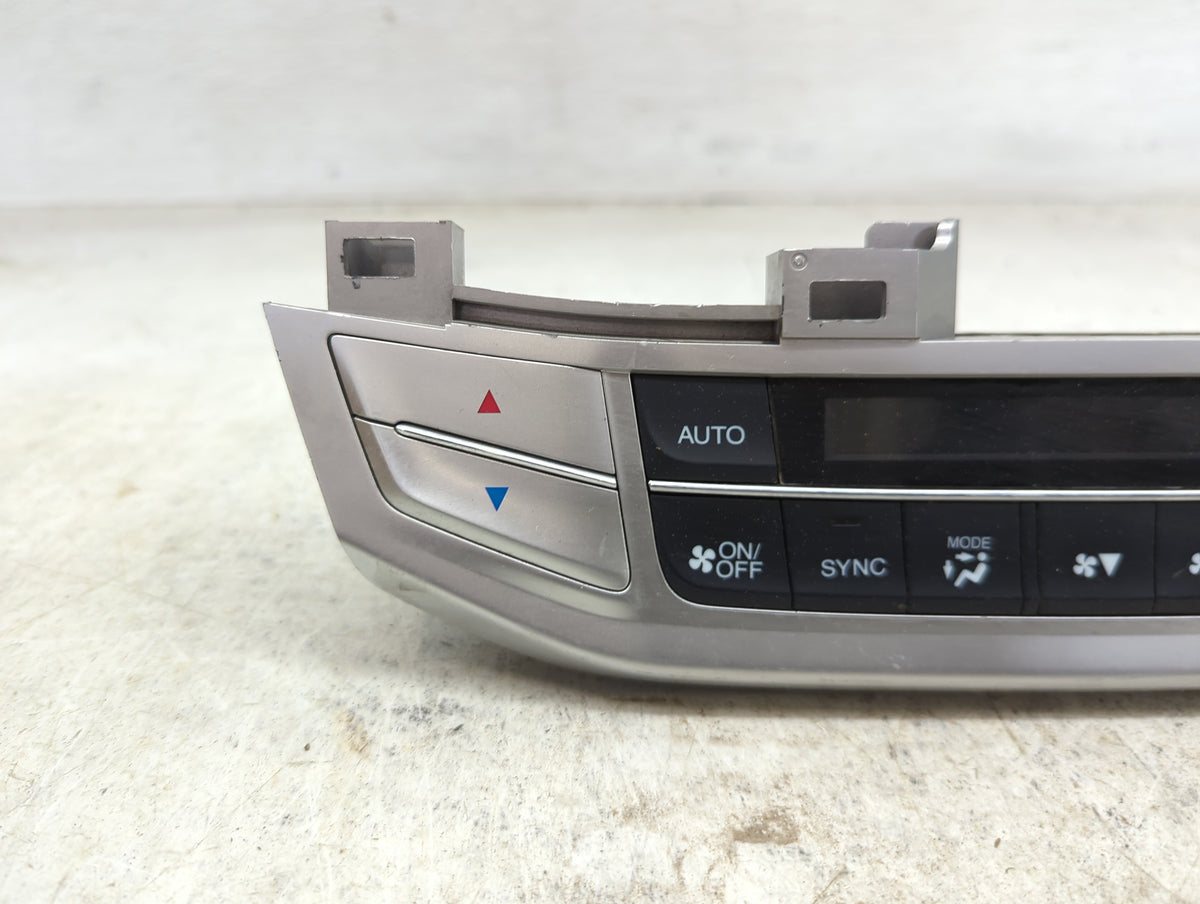 2013 Honda Accord Climate Control Module Temperature AC/Heater Replacement P/N:79600 T2F A611 M1 Fits OEM Used Auto Parts - 