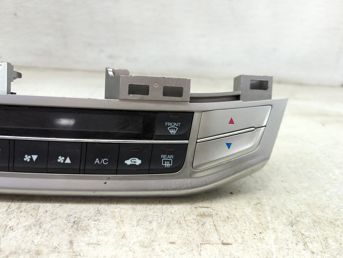 2013 Honda Accord Climate Control Module Temperature AC/Heater Replacement P/N:79600 T2F A611 M1 Fits OEM Used Auto Parts - 