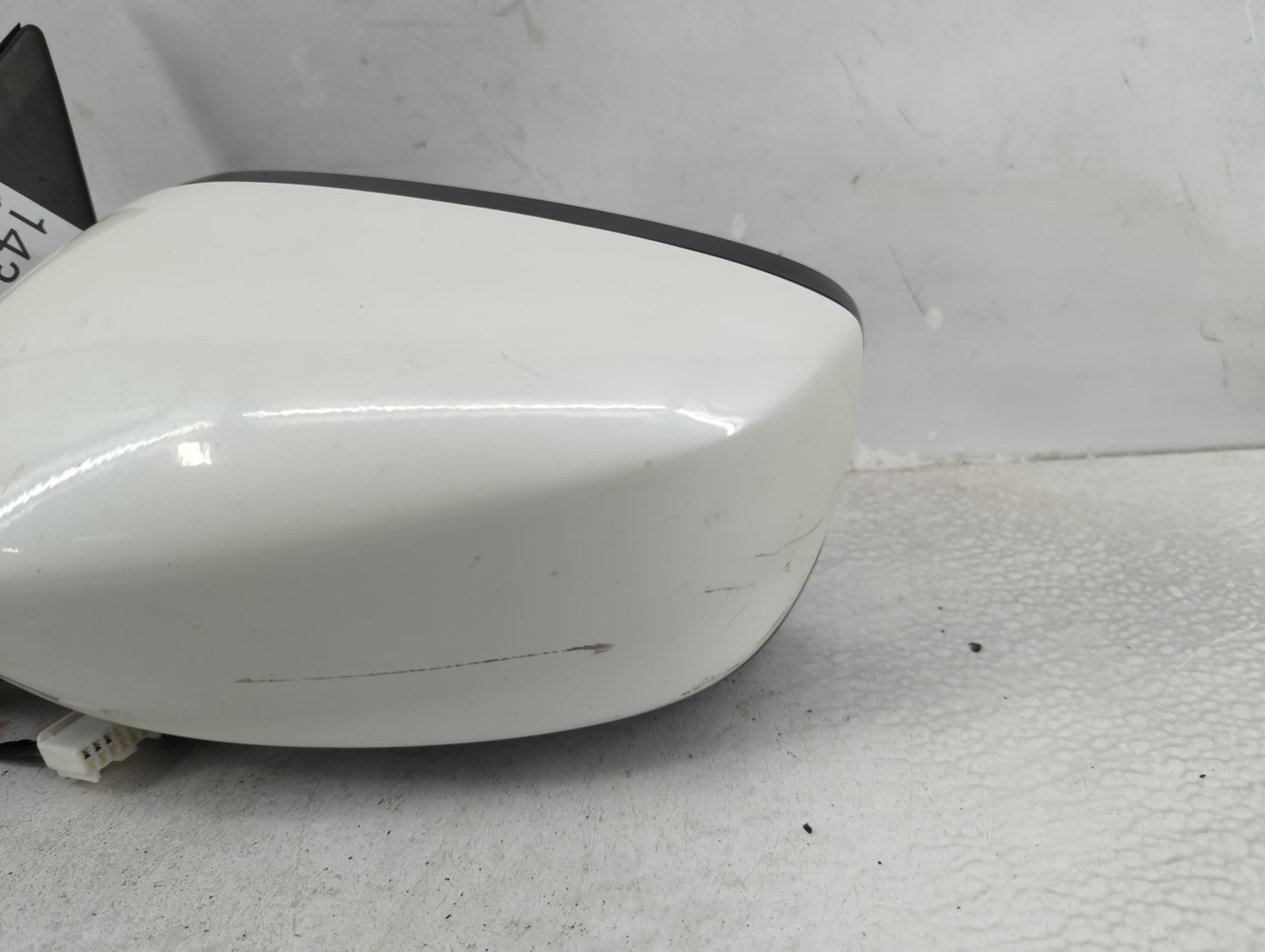 2013-2017 Honda Accord Driver Side View Mirror - Left Door Mirror OEM Used - Oemusedautoparts1.com