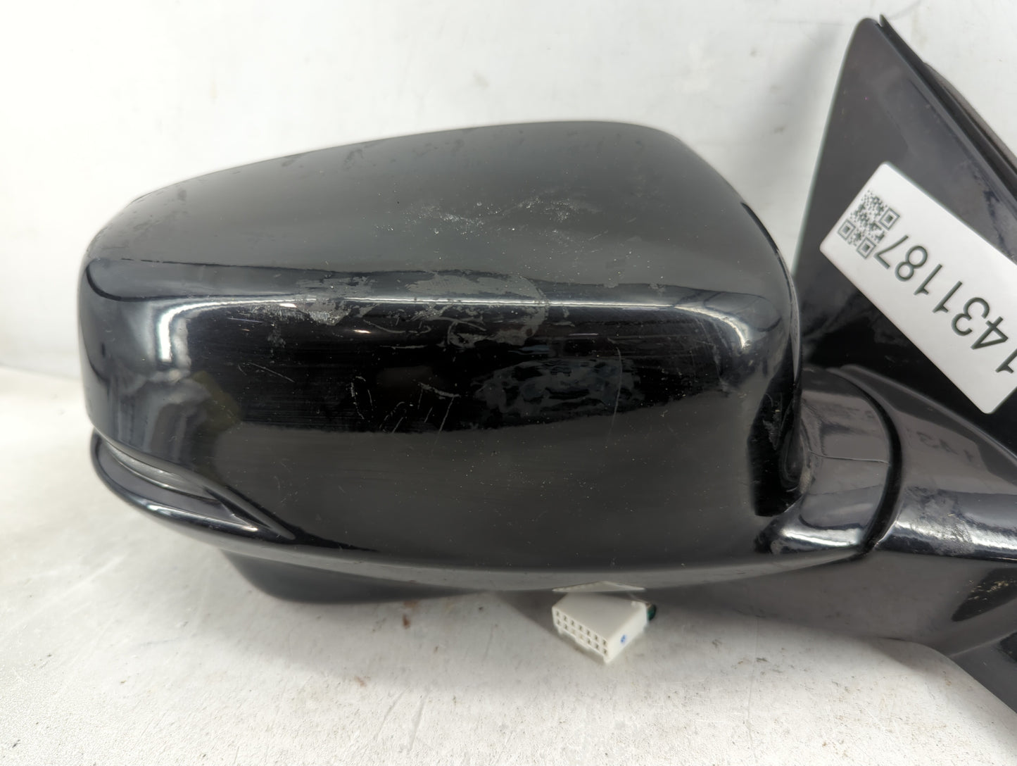 2013-2015 Honda Accord Passenger Side View Mirror - Right Door Mirror OEM Used - Oemusedautoparts1.com