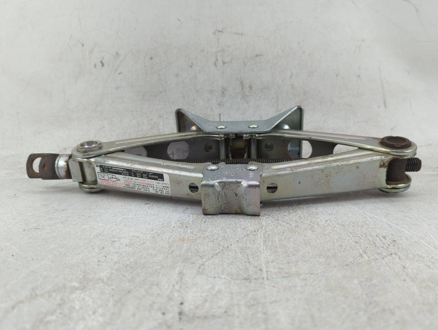 2013 Honda Accord Spare Scissor Car Jack 1431734 - Oemusedautoparts1.com