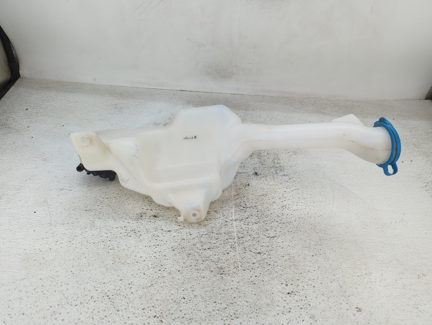2013-2017 Honda Accord Windshield Washer Fluid Reservoir Bottle Oem - Oemusedautoparts1.com