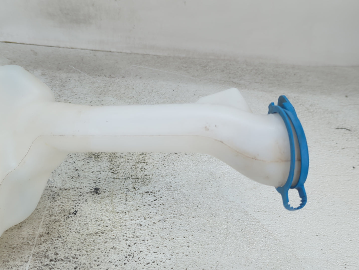 2013-2017 Honda Accord Windshield Washer Fluid Reservoir Bottle Oem - Oemusedautoparts1.com