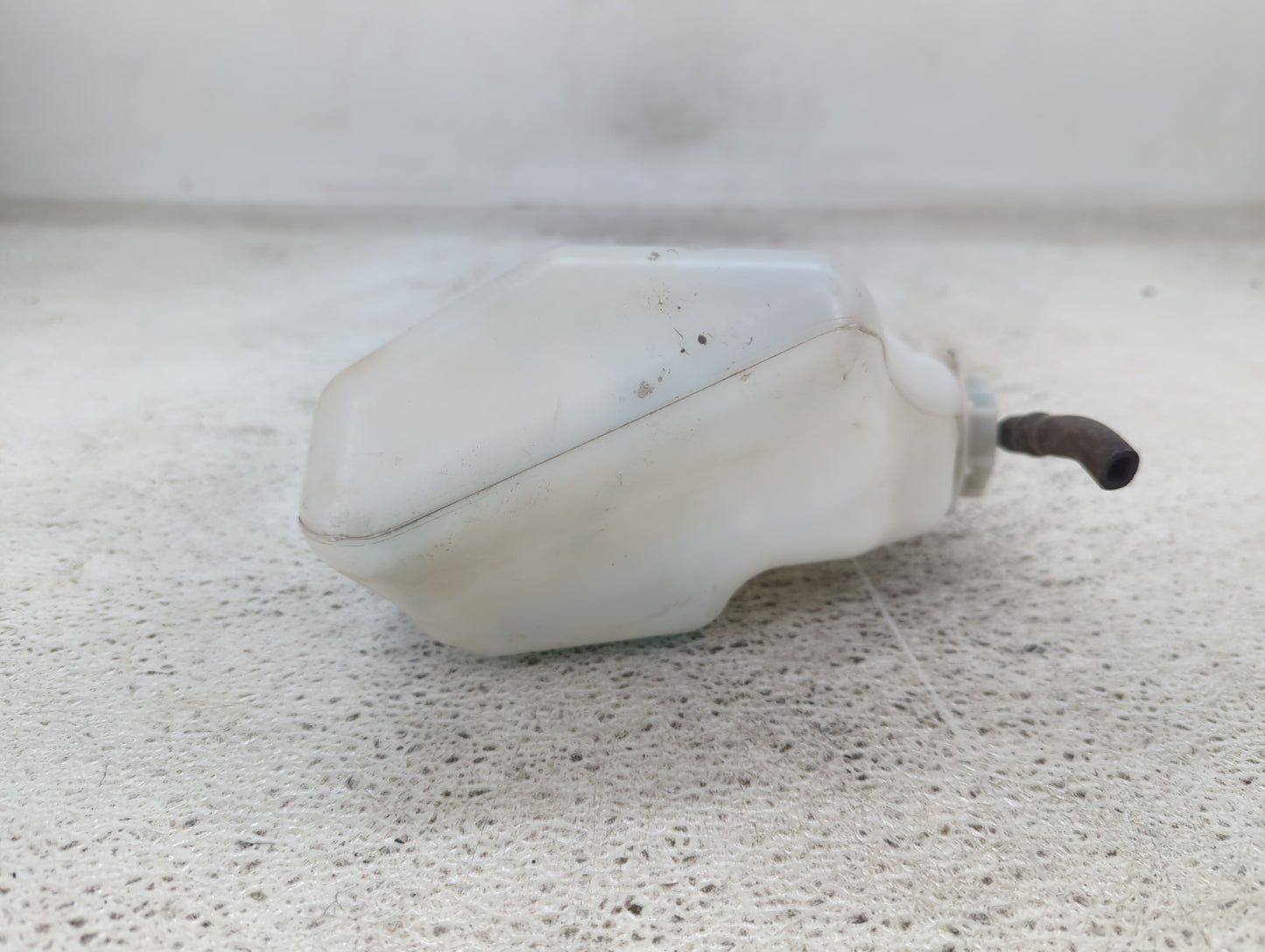 2013-2017 Honda Accord Radiator Coolant Overflow Expansion Tank Bottle 1432023 - Oemusedautoparts1.com