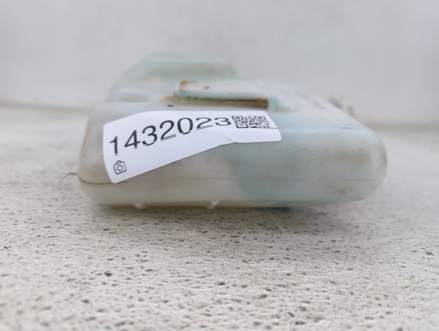 2013-2017 Honda Accord Radiator Coolant Overflow Expansion Tank Bottle 1432023 - Oemusedautoparts1.com
