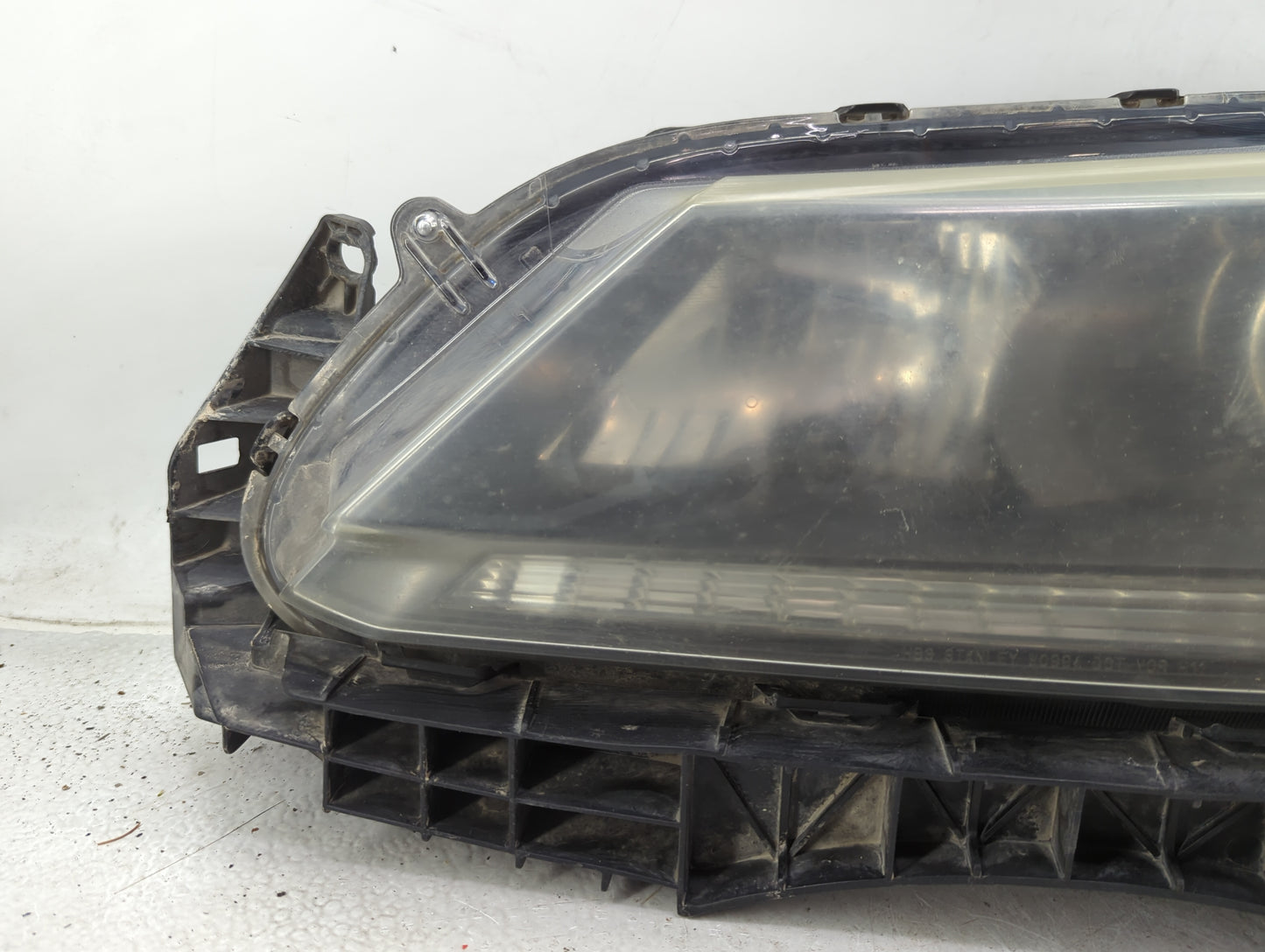 2013-2015 Honda Accord Passenger Right Oem Head Light Headlight Lamp - Oemusedautoparts1.com
