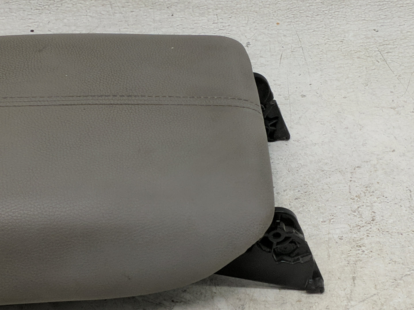 2013 Honda Accord Center Console Armrest Cover Lid Fits OEM Used Auto Parts - Oemusedautoparts1.com