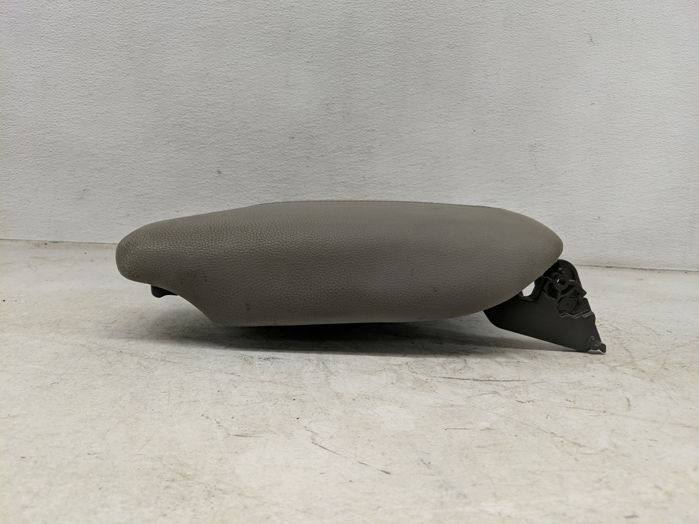 2013 Honda Accord Center Console Armrest Cover Lid Fits OEM Used Auto Parts - Oemusedautoparts1.com