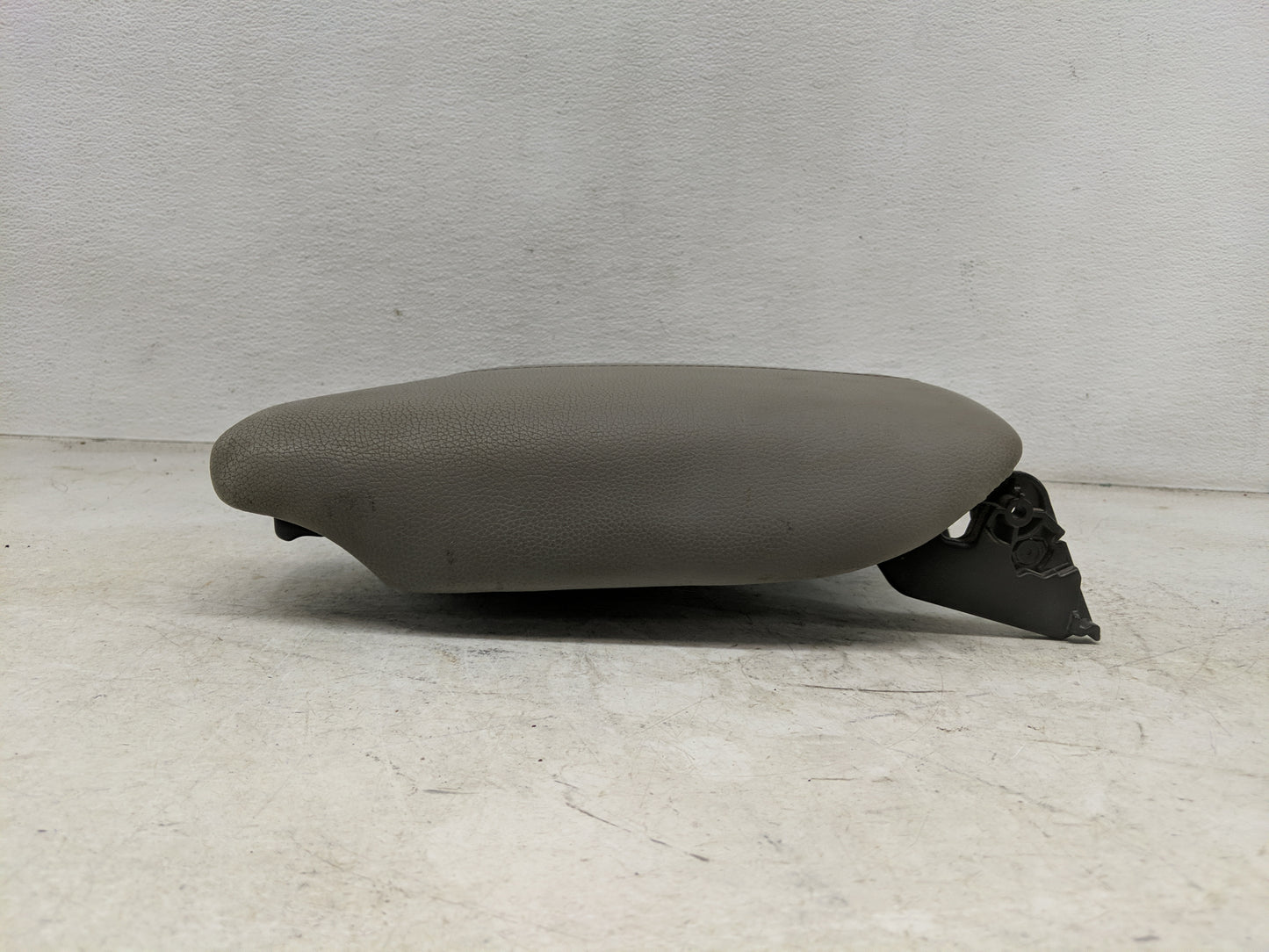 2013 Honda Accord Center Console Armrest Cover Lid Fits OEM Used Auto Parts - Oemusedautoparts1.com