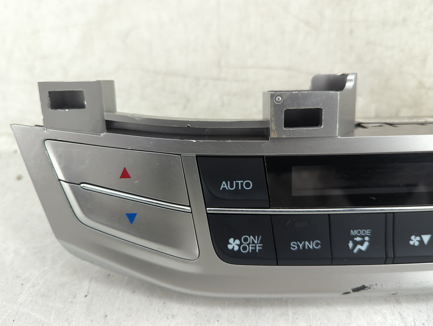 2013-2015 Honda Accord Climate Control Module Temperature AC/Heater Replacement Fits Fits 2013 2014 2015 OEM Used Auto Parts