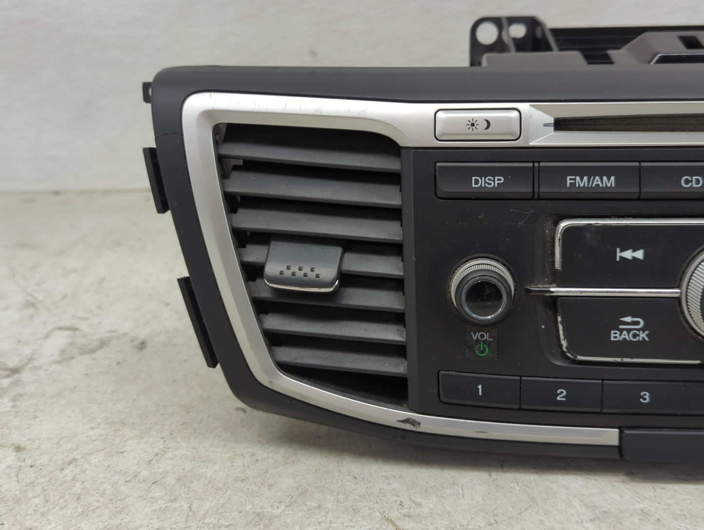 2013-2015 Honda Accord Radio AM FM Cd Player Receiver Replacement P/N:39100-T2A-A302 DEH-3028 Fits Fits 2013 2014 2015 OEM U