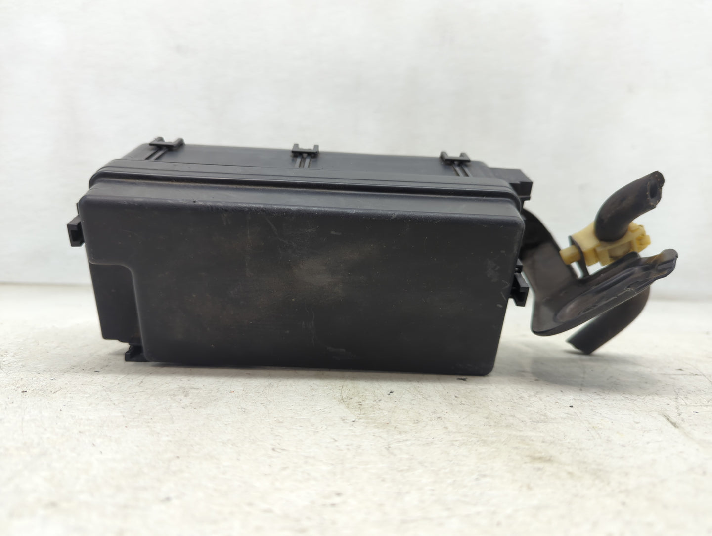 2013-2017 Honda Accord Fusebox Fuse Box Panel Relay Module P/N:CN4213FUS100 Fits Fits 2013 2014 2015 2016 2017 OEM Used Auto