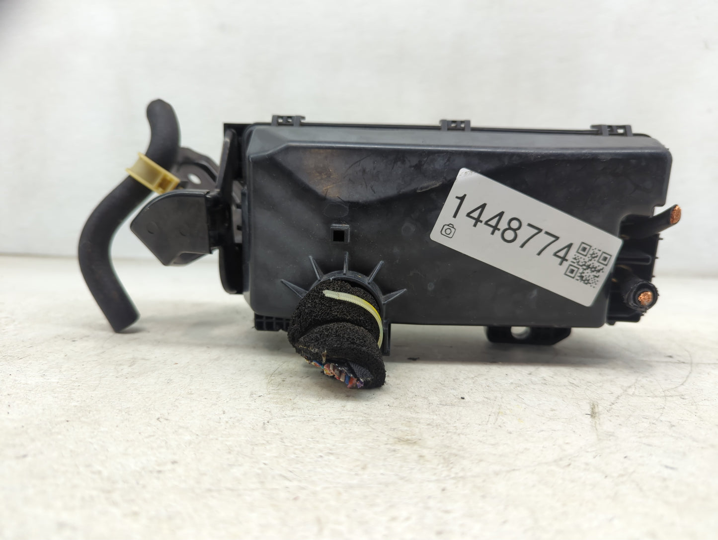 2013-2017 Honda Accord Fusebox Fuse Box Panel Relay Module P/N:CN4213FUS100 Fits Fits 2013 2014 2015 2016 2017 OEM Used Auto