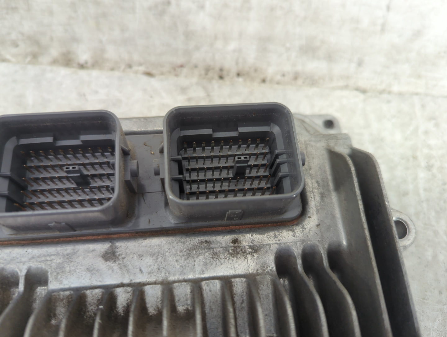 2013 Honda Accord PCM Engine Control Computer ECU ECM PCU OEM P/N:37820-5A3-L57 0554-118133 Fits OEM Used Auto Parts - Oemus