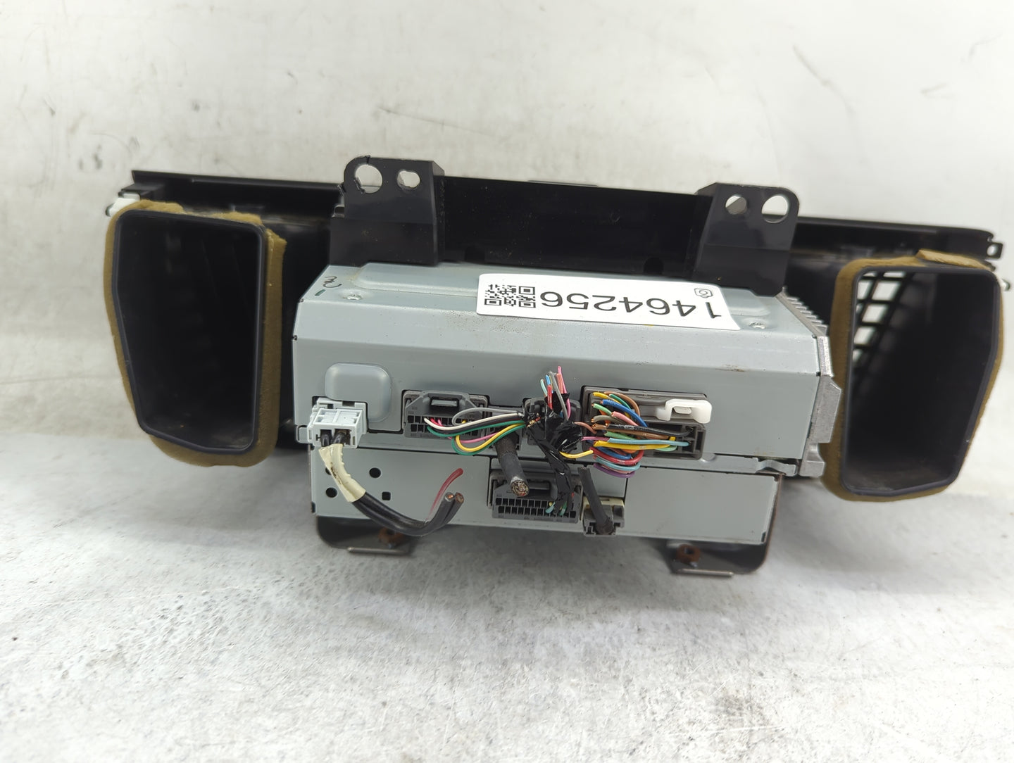 2013 Honda Accord Radio AM FM Cd Player Receiver Replacement P/N:DEH-3028 MAPI022381US Fits Fits 2014 2015 OEM Used Auto Par