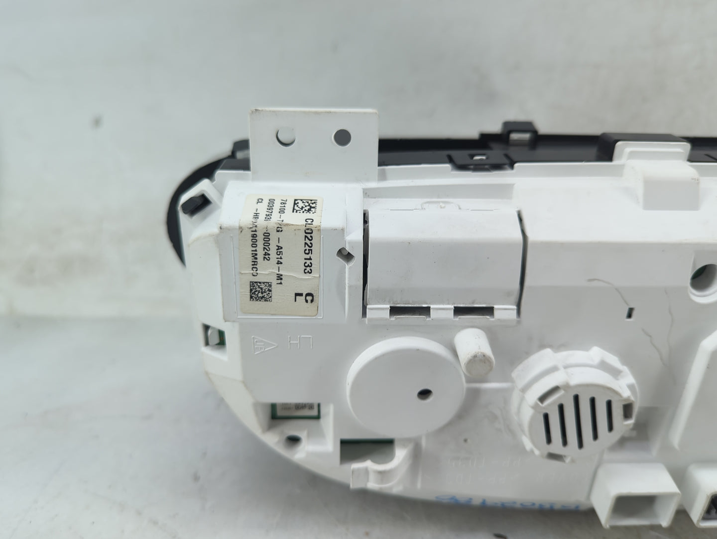 2013-2017 Honda Accord Instrument Cluster Speedometer Gauges P/N:78100-T2G-A514-M1 CL0225133 Miles:96K Fits OEM Used Auto Pa