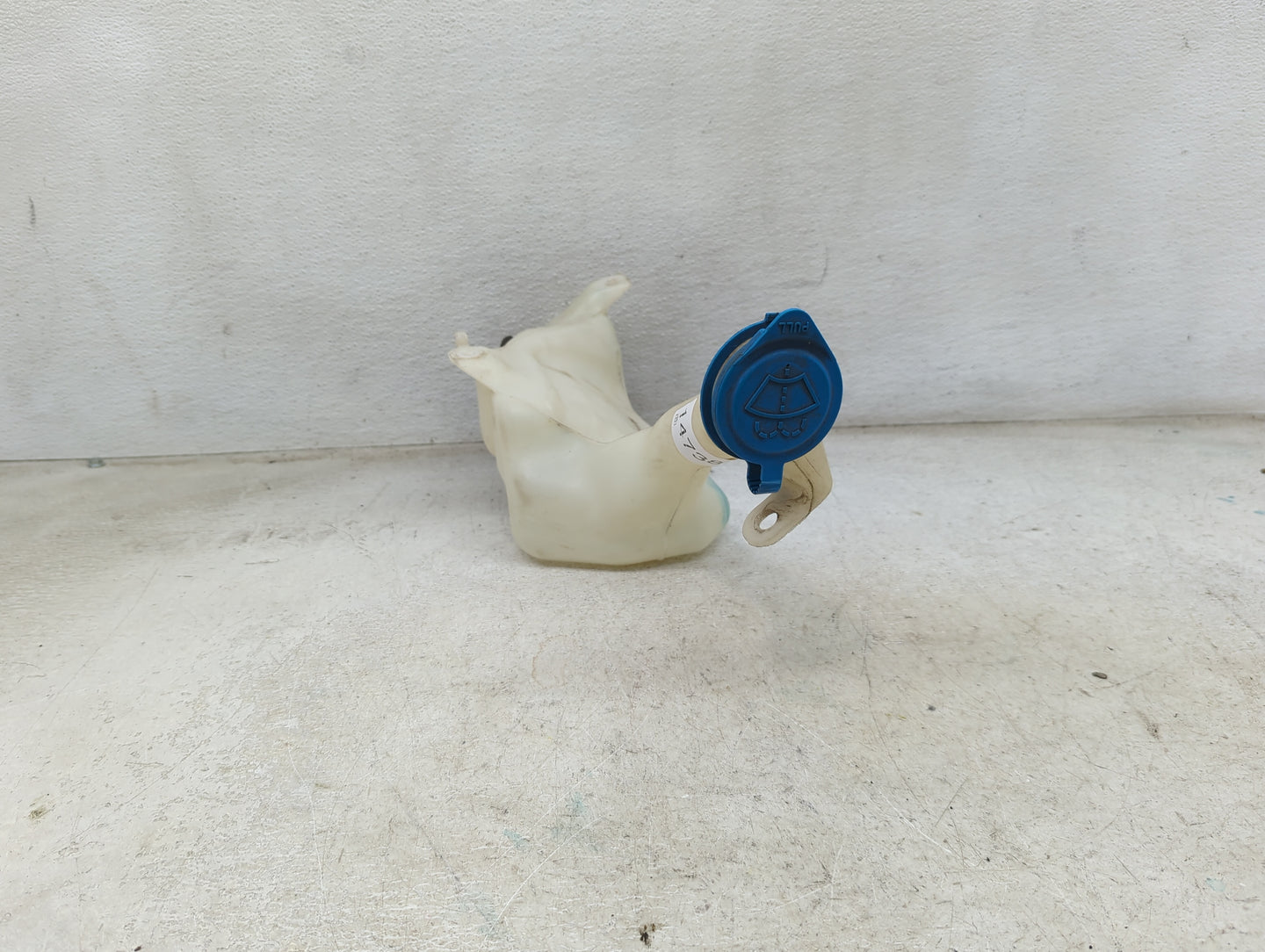 2013-2017 Honda Accord Windshield Washer Fluid Reservoir Bottle Oem 1473884 - Oemusedautoparts1.com