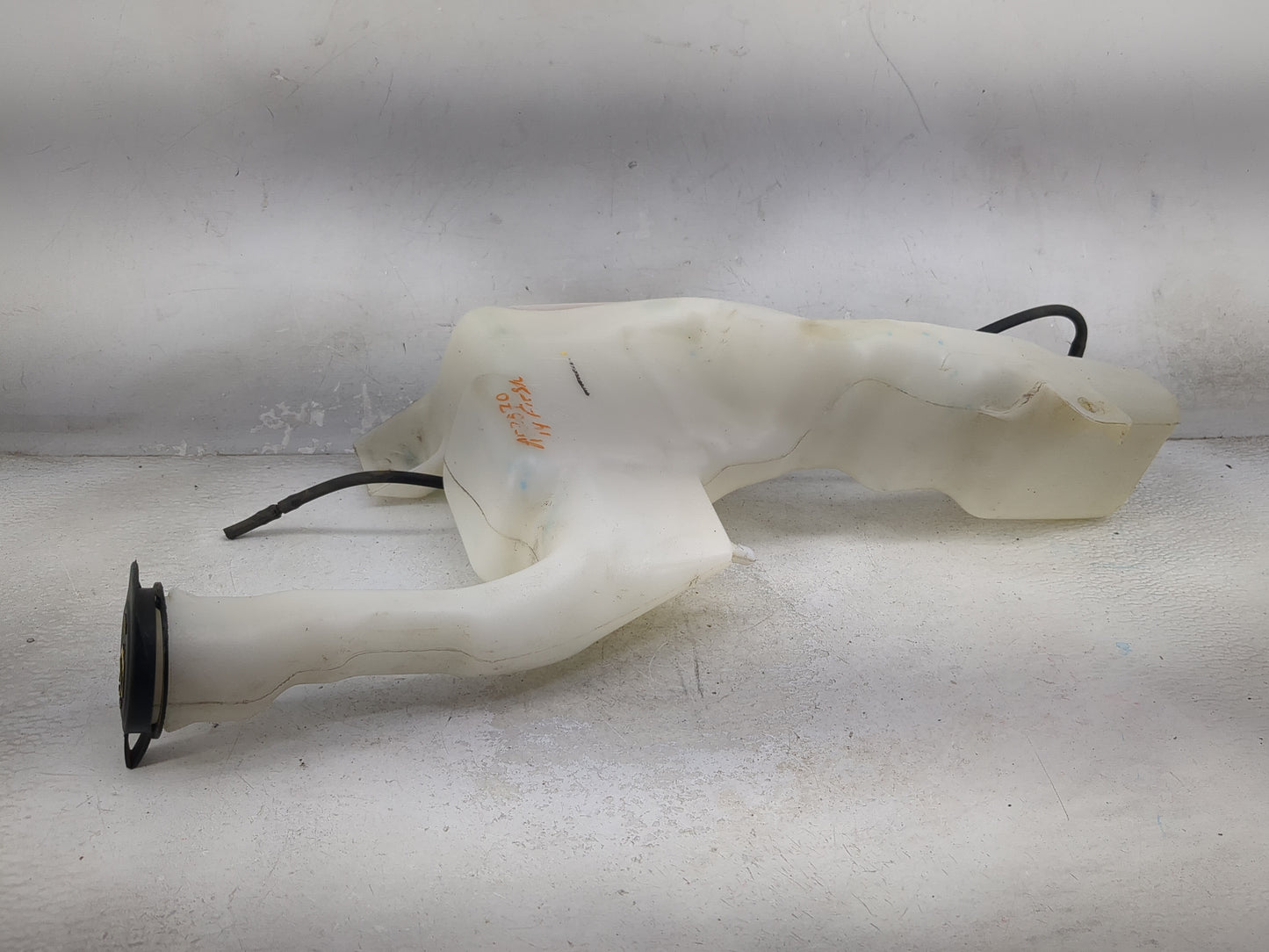 2013-2017 Honda Accord Windshield Washer Fluid Reservoir Bottle Oem 1473980 - Oemusedautoparts1.com