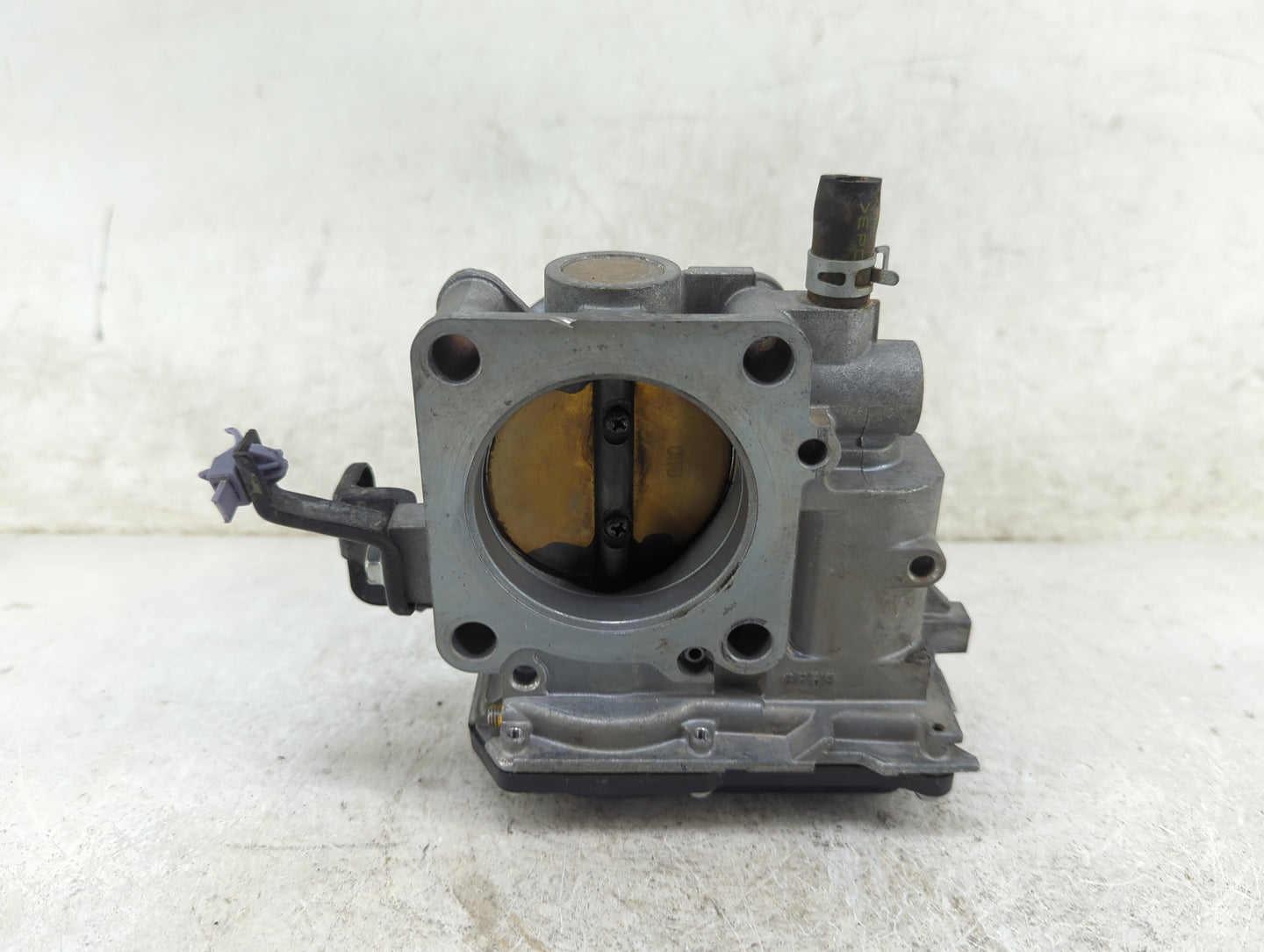 2013 Honda Accord Throttle Body P/N:GMF 4A U3849319668 Fits OEM Used Auto Parts - Oemusedautoparts1.com
