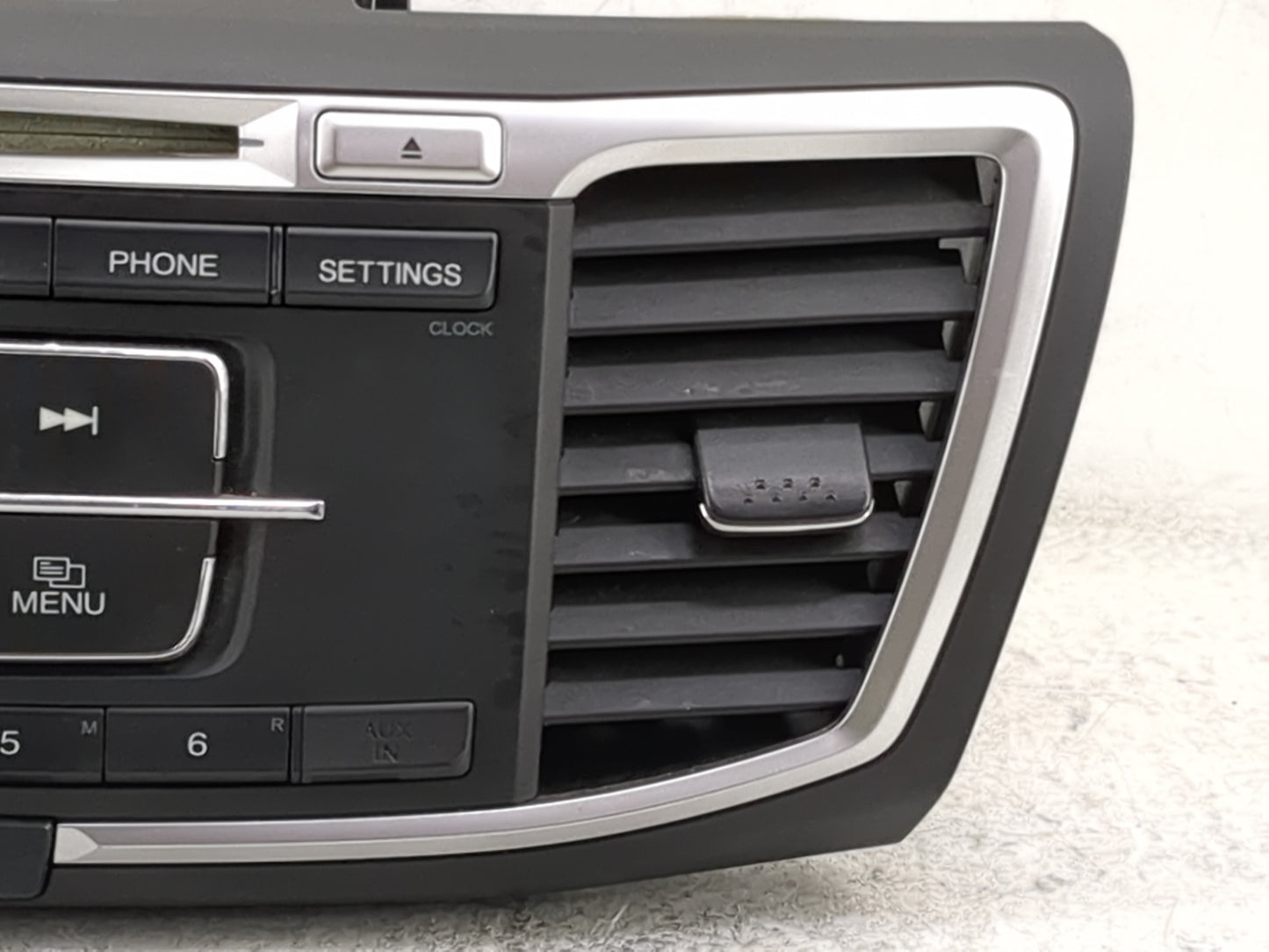 2013-2015 Honda Accord Radio AM FM Cd Player Receiver Replacement P/N:39100-T2A-A302 DEH-3028 Fits Fits 2013 2014 2015 OEM U