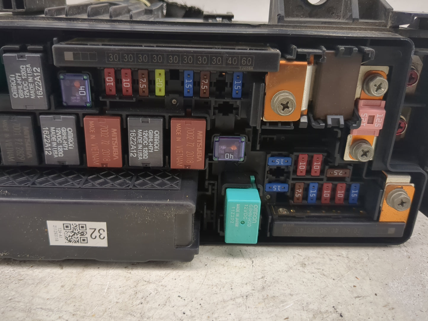2013-2017 Honda Accord Fusebox Fuse Box Panel Relay Module P/N:03D142282 Fits Fits 2013 2014 2015 2016 2017 OEM Used Auto Pa