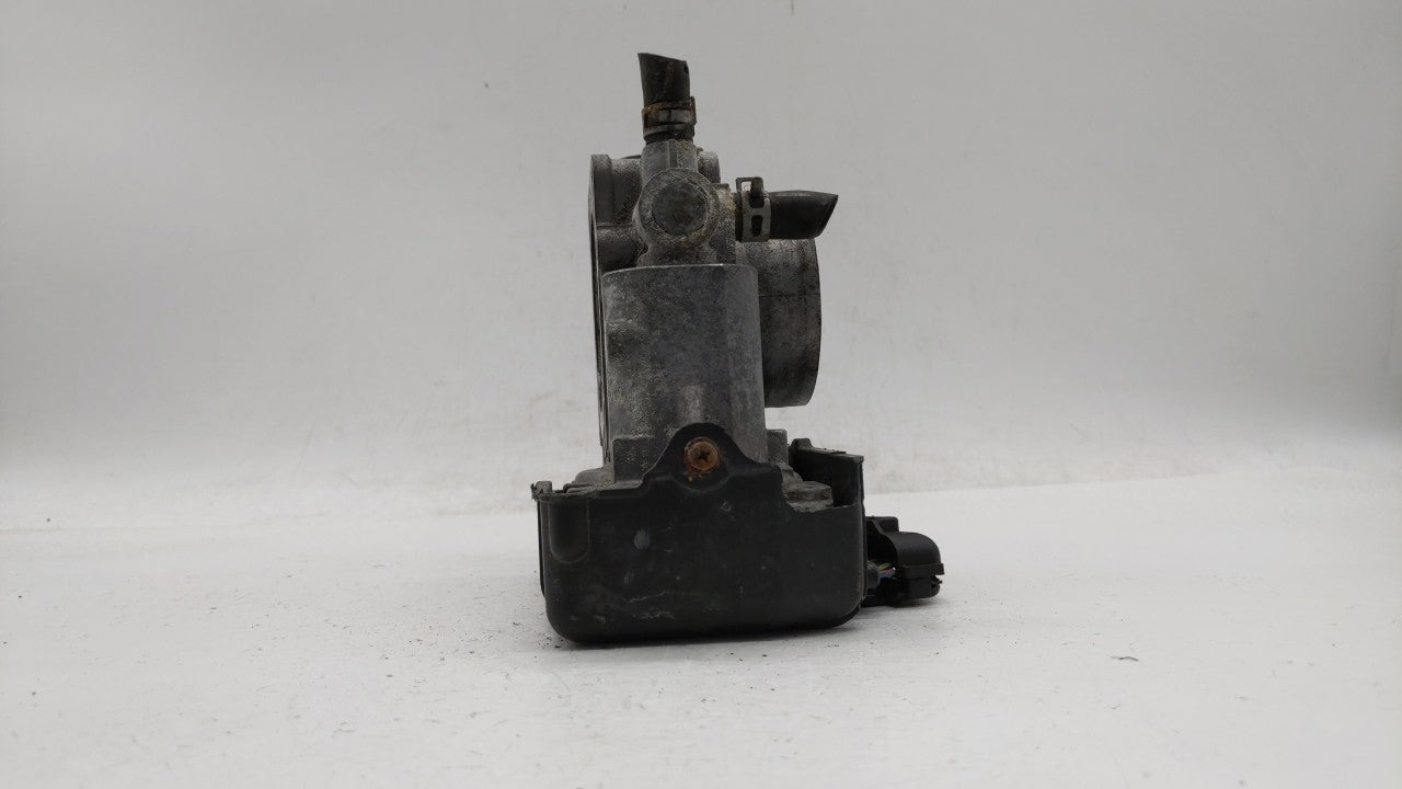2013-2017 Honda Accord Throttle Body P/N:GMF4A Fits Fits 2013 2014 2015 2016 2017 2018 OEM Used Auto Parts - Oemusedautopart