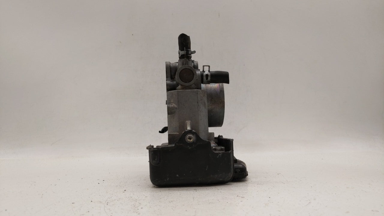 2013-2017 Honda Accord Throttle Body P/N:GMF4A Fits Fits 2013 2014 2015 2016 2017 2018 OEM Used Auto Parts - Oemusedautopart