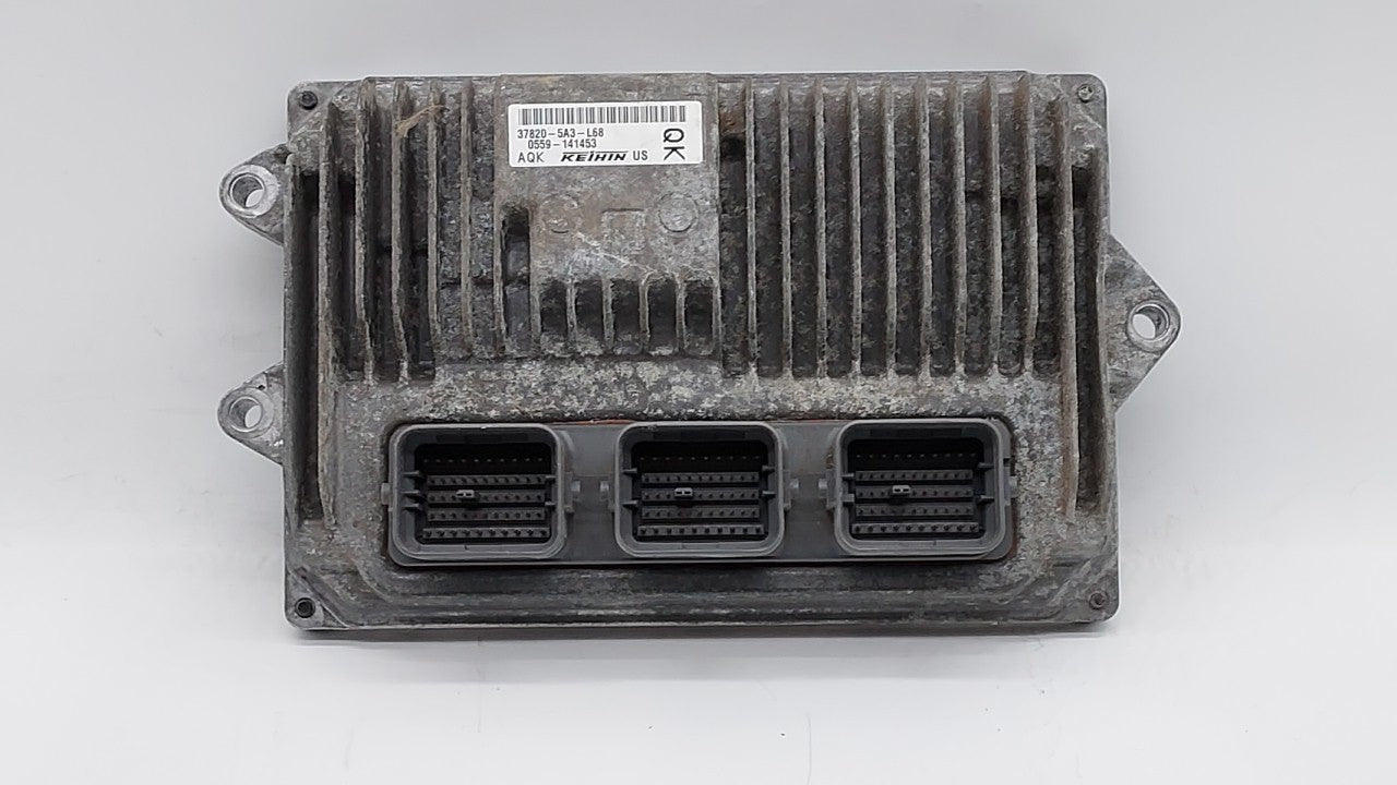 2013 Honda Accord PCM Engine Control Computer ECU ECM PCU OEM P/N:37820-5A3-L68 37820-5A3-L87 Fits OEM Used Auto Parts - Oem