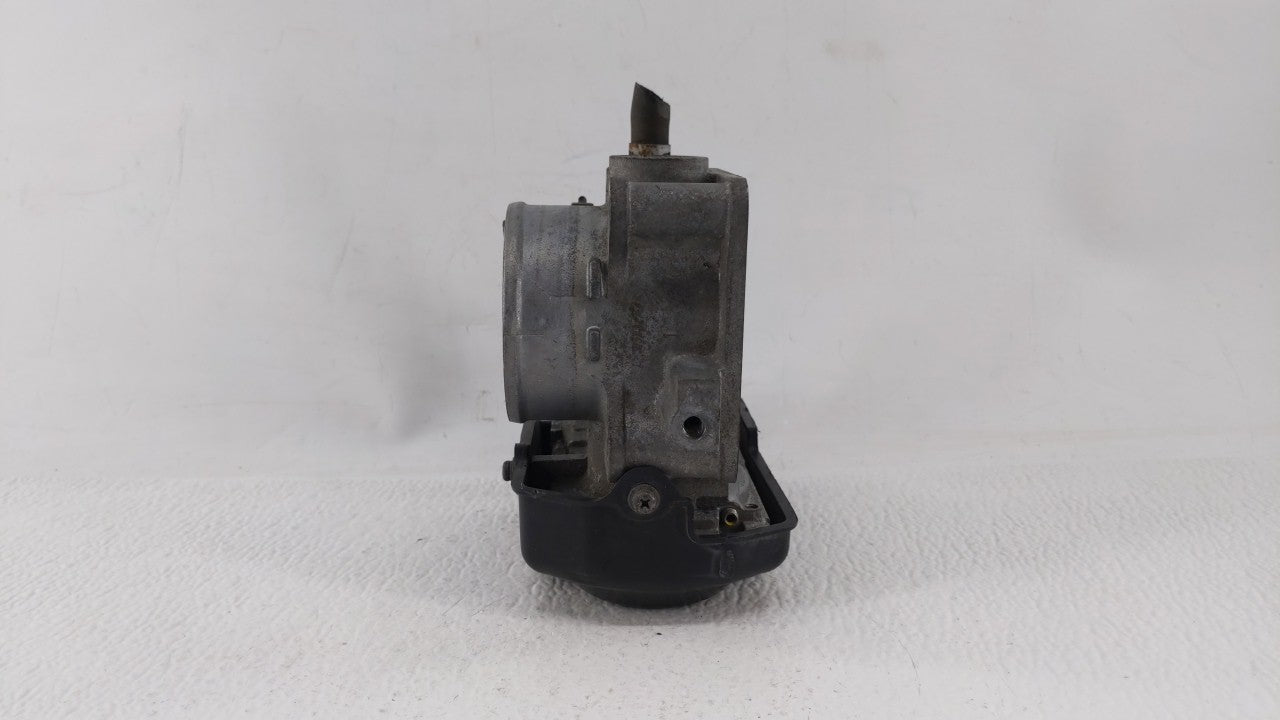 2013-2017 Honda Accord Throttle Body P/N:GMF4A Fits Fits 2013 2014 2015 2016 2017 2018 OEM Used Auto Parts - Oemusedautopart