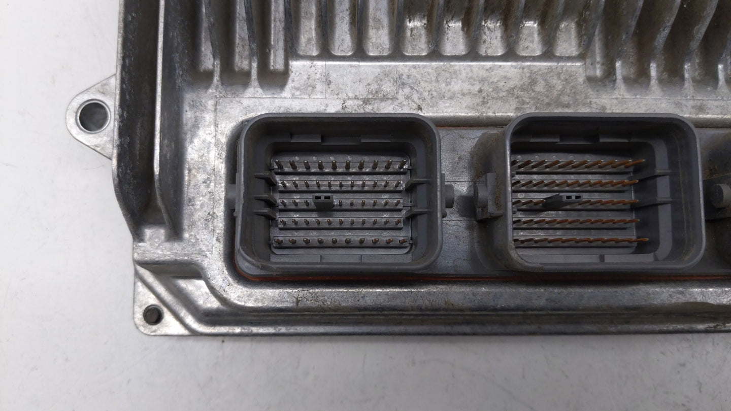 2013 Honda Accord PCM Engine Control Computer ECU ECM PCU OEM P/N:37820-5A3-L67 37820-5A3-L65, 37820-5A3-L64 Fits OEM Used A