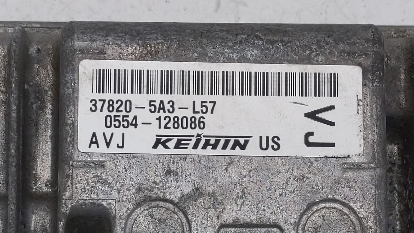 2013 Honda Accord PCM Engine Control Computer ECU ECM PCU OEM P/N:37820-5A3-L58 37820-5A3-L59, 37820-5A3-L57 Fits OEM Used A