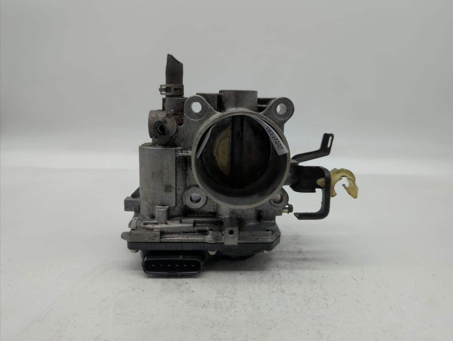 2013-2017 Honda Accord Throttle Body P/N:GMF4A Fits Fits 2013 2014 2015 2016 2017 2018 OEM Used Auto Parts - Oemusedautopart