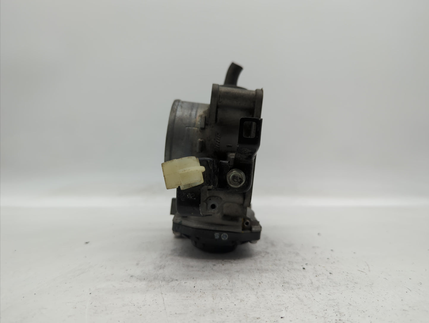 2013-2017 Honda Accord Throttle Body P/N:GMF4A Fits Fits 2013 2014 2015 2016 2017 2018 OEM Used Auto Parts - Oemusedautopart