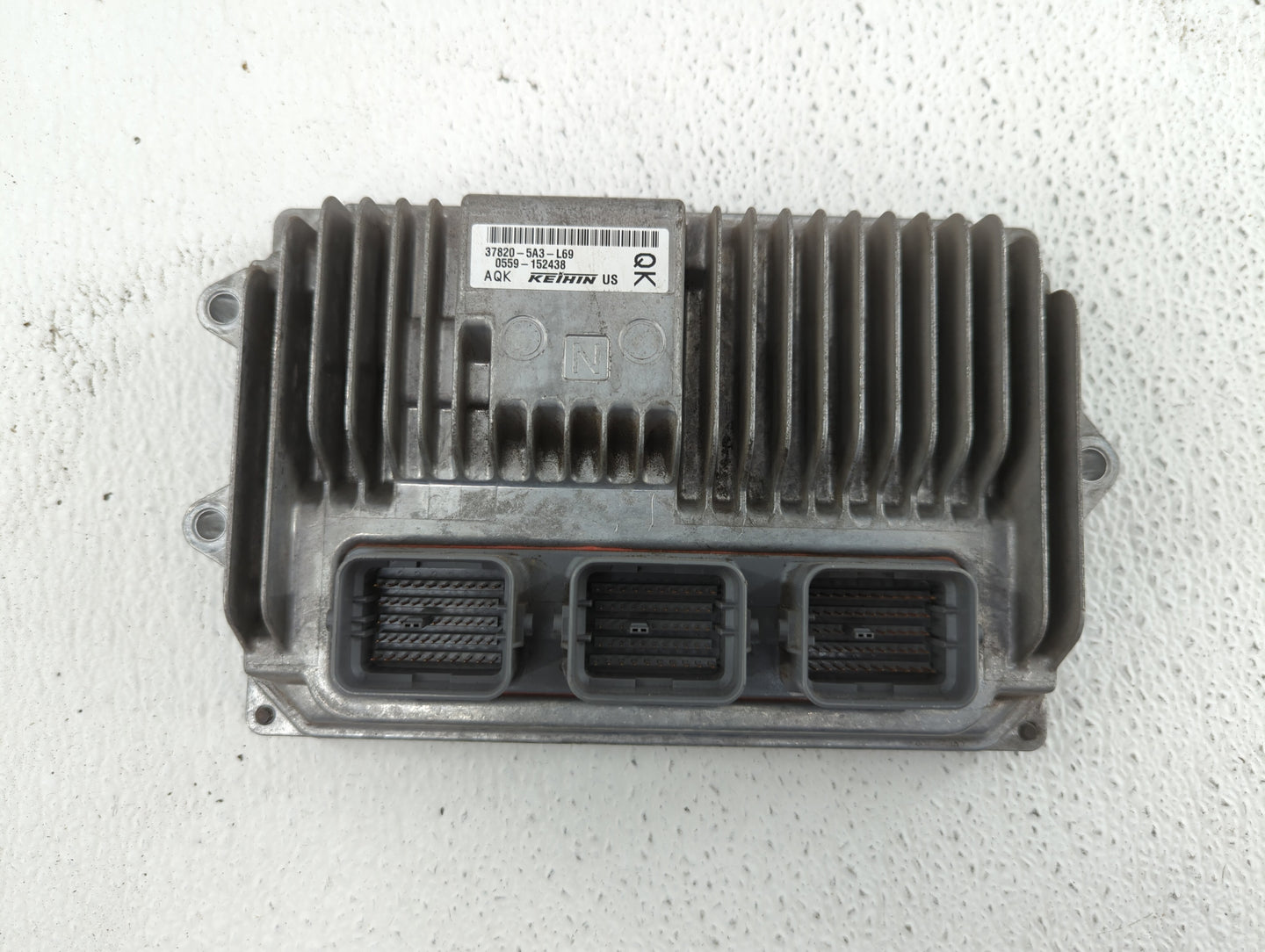 2013 Honda Accord PCM Engine Control Computer ECU ECM PCU OEM P/N:37820-5A3-L69 37820-5A3-L67, 37820-5A3-L65, 37820-5A3-L64 