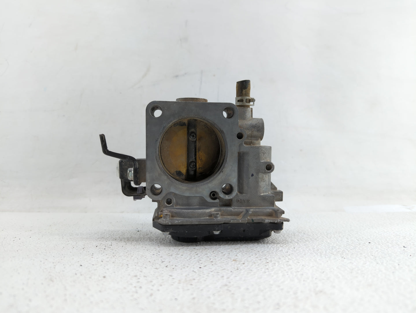 2013-2017 Honda Accord Throttle Body P/N:GMF4A Fits Fits 2013 2014 2015 2016 2017 2018 OEM Used Auto Parts - Oemusedautopart