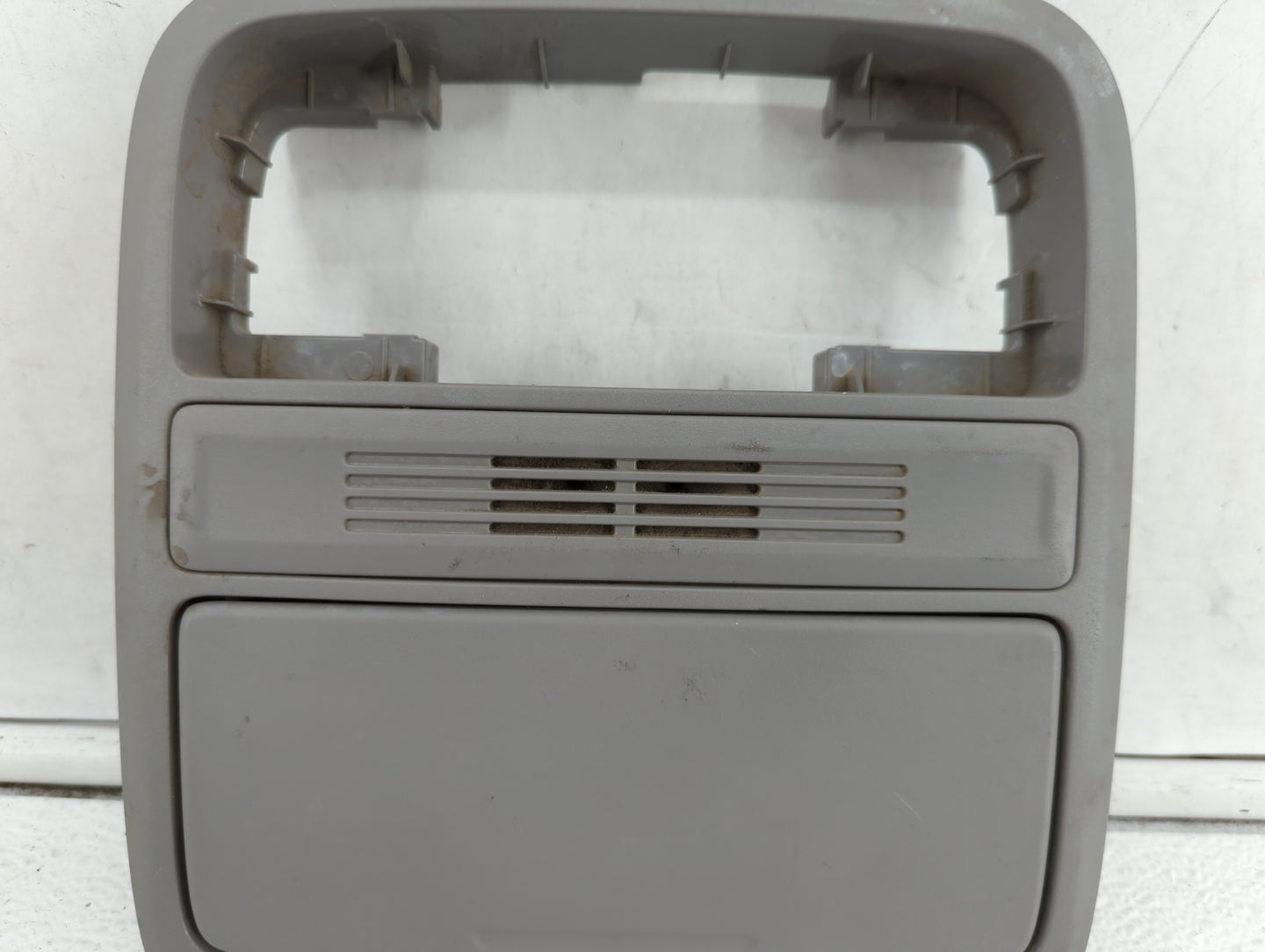2013 Honda Accord Overhead Roof Console Grey - Oemusedautoparts1.com