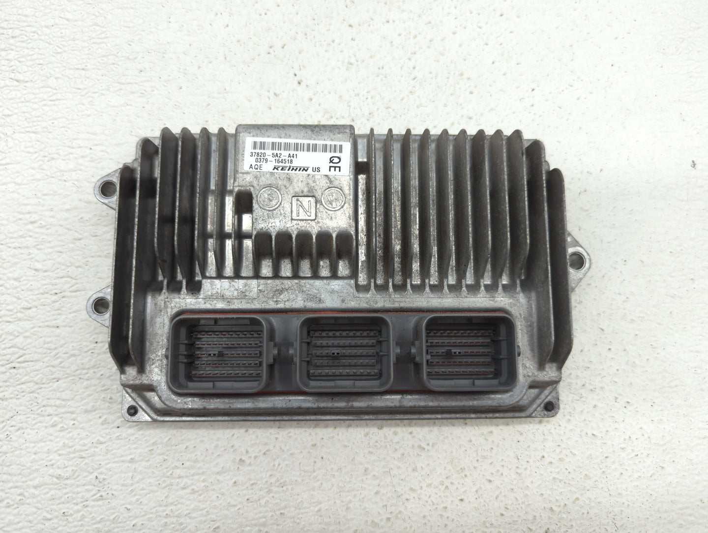 2013 Honda Accord PCM Engine Control Computer ECU ECM PCU OEM P/N:37820-5A2-A68 37820-5A2-A41 Fits OEM Used Auto Parts - Oem