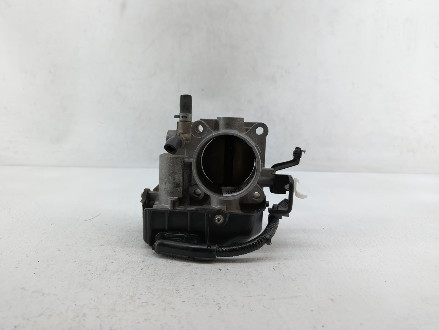2013-2017 Honda Accord Throttle Body P/N:GMF4A Fits Fits 2013 2014 2015 2016 2017 2018 2019 2020 2021 2022 OEM Used Auto Par
