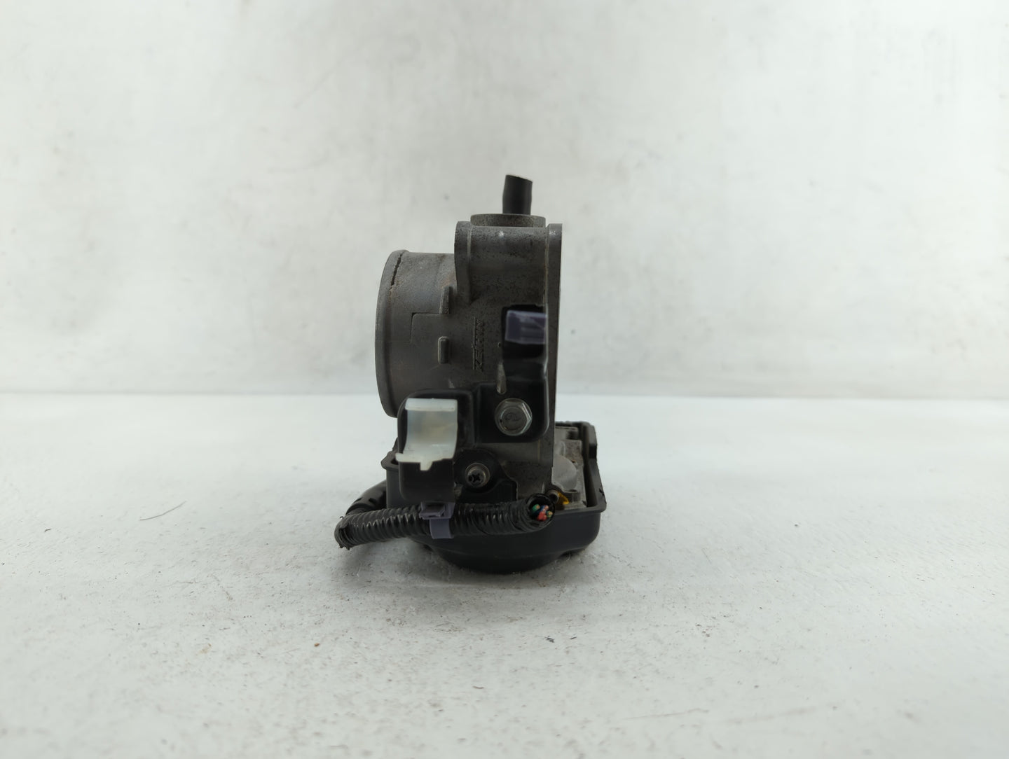 2013-2017 Honda Accord Throttle Body P/N:GMF4A Fits Fits 2013 2014 2015 2016 2017 2018 2019 2020 2021 2022 OEM Used Auto Par