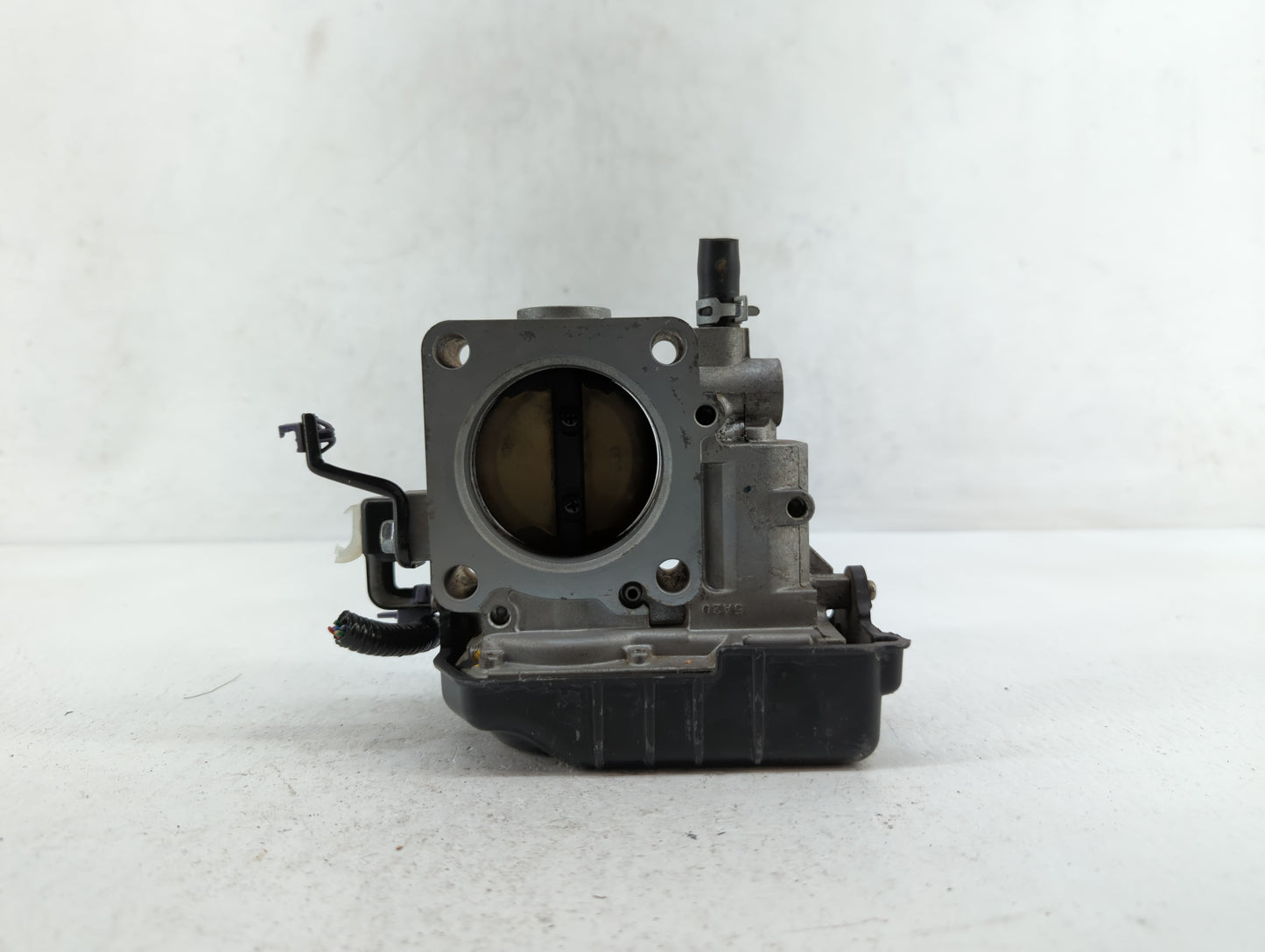 2013-2017 Honda Accord Throttle Body P/N:GMF4A Fits Fits 2013 2014 2015 2016 2017 2018 2019 2020 2021 2022 OEM Used Auto Par